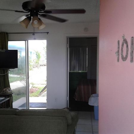 Beach Island Resort Cocoa Beach Extérieur photo