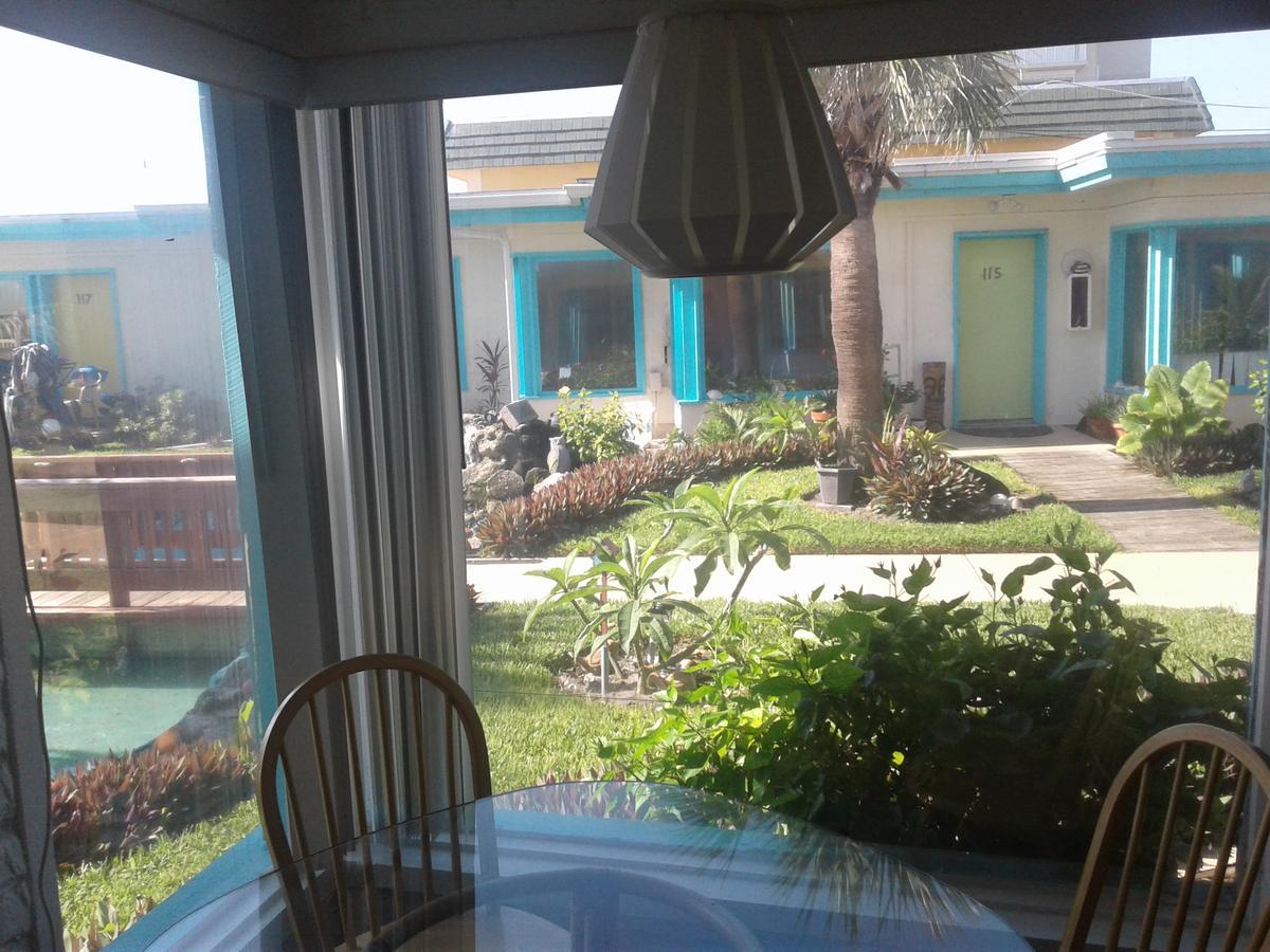 Beach Island Resort Cocoa Beach Extérieur photo