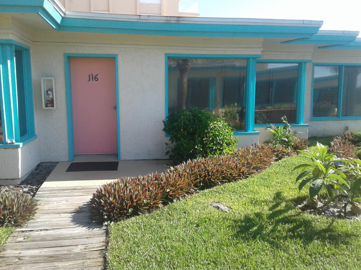Beach Island Resort Cocoa Beach Extérieur photo
