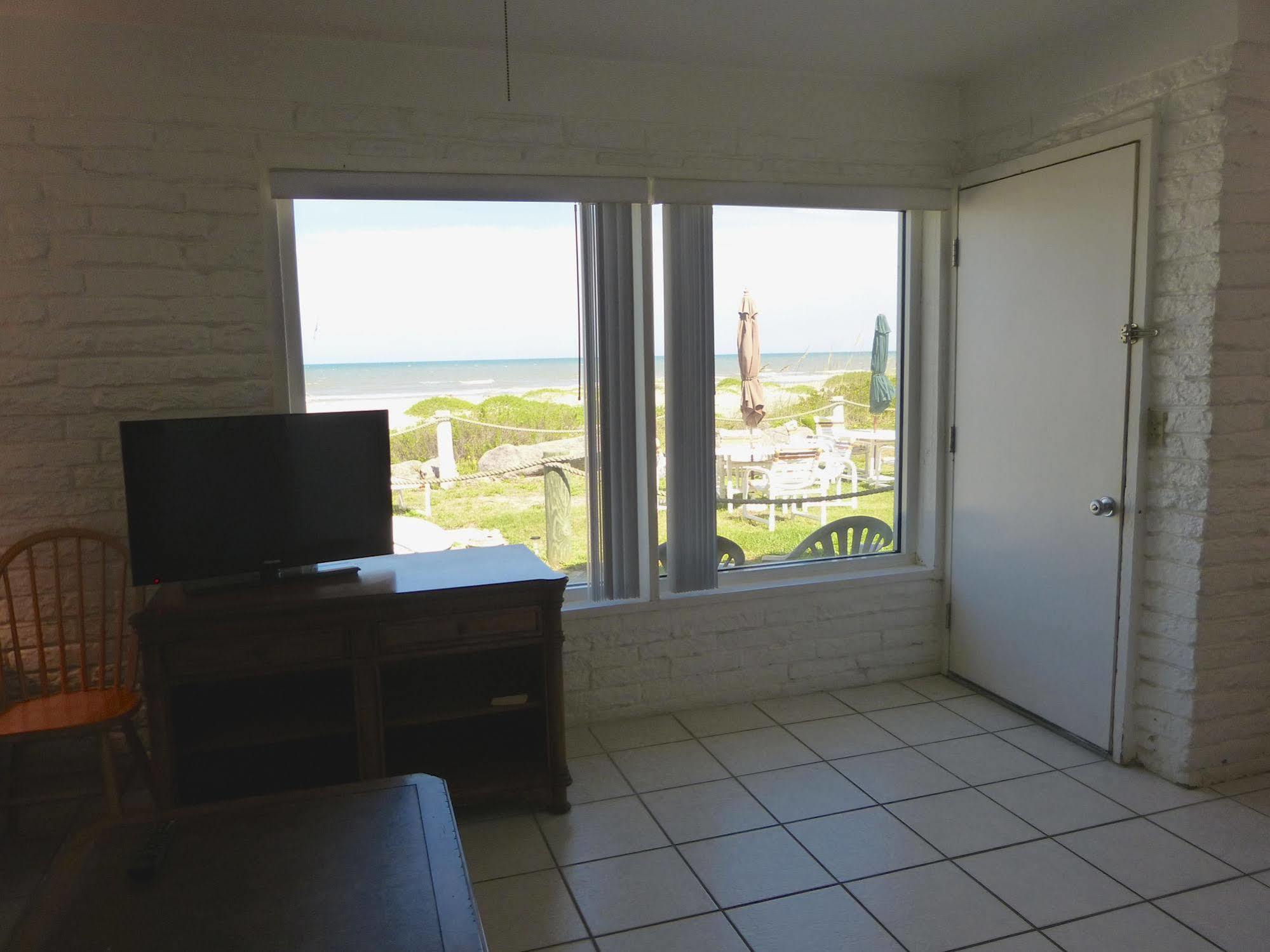 Beach Island Resort Cocoa Beach Extérieur photo