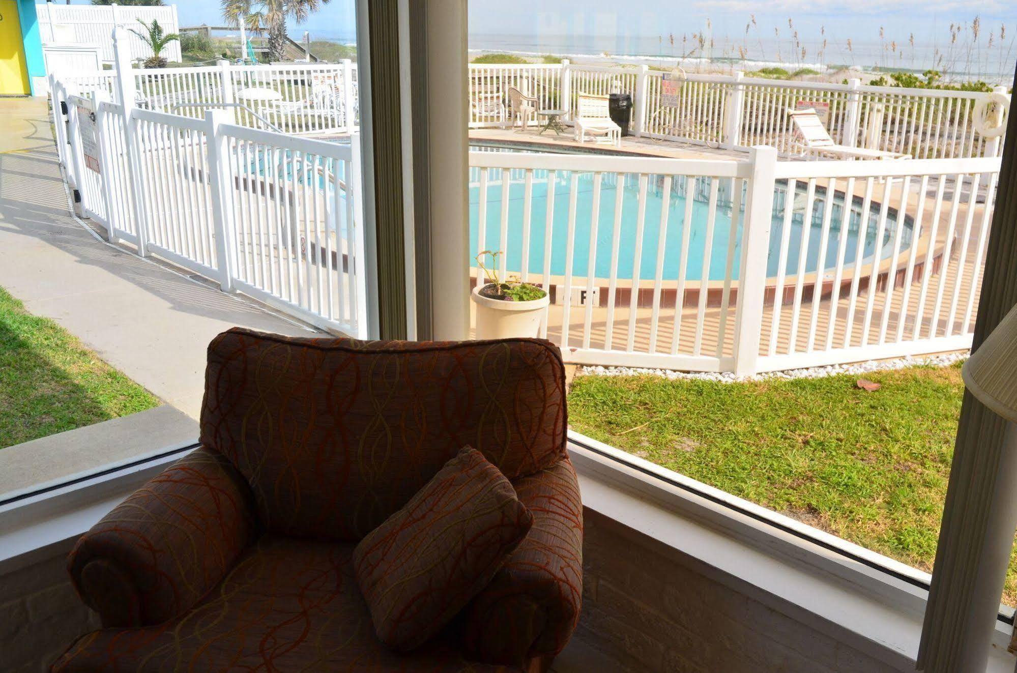 Beach Island Resort Cocoa Beach Extérieur photo