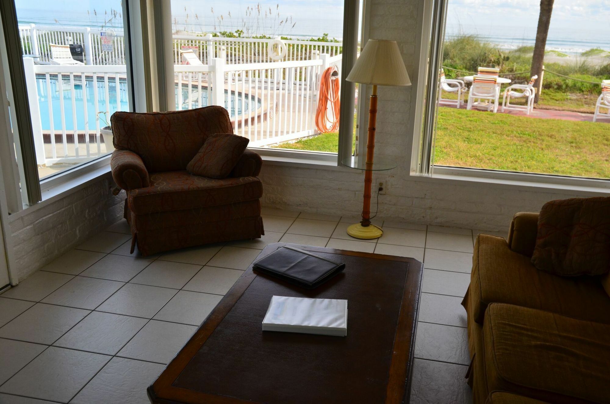 Beach Island Resort Cocoa Beach Extérieur photo